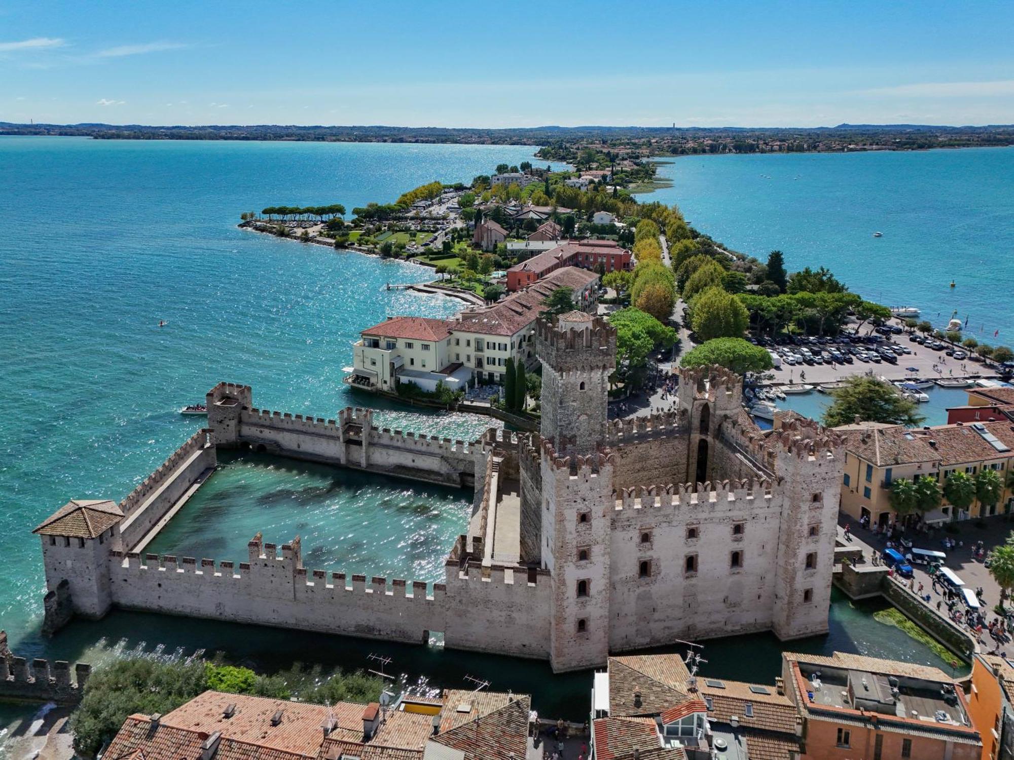Locanda Carolina Callas Sirmione Exterior foto